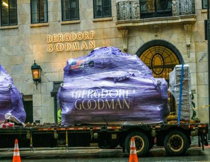 安装电动制冷机的Bergdorf Goodman旗舰店之路内曼•马库斯小组零,消除天然气的使用,提高效率,减少碳排放。